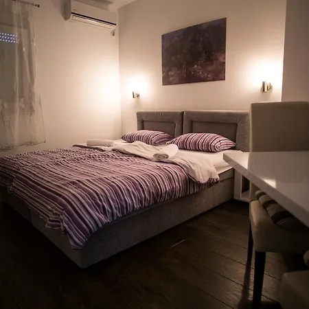 فيلة Marija تريبينيي